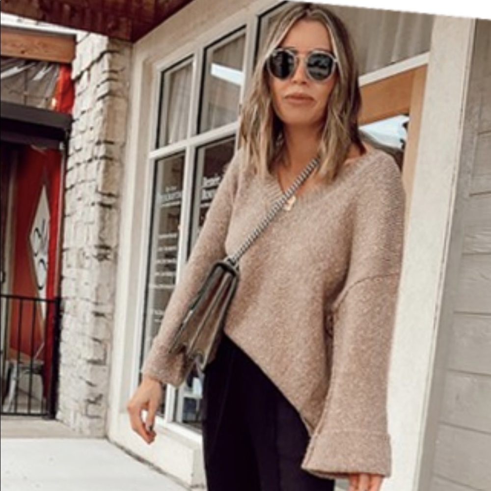 Anthropologie bell sleeve sweater